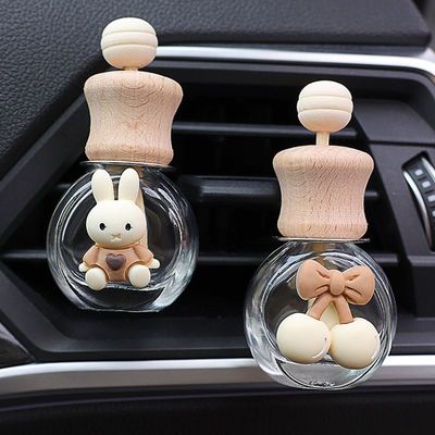 车载香水香氛空瓶高级车内空调