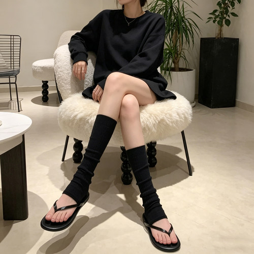 黑色踩脚中筒堆堆袜显瘦女款