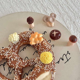 长蘑菇了 饰礼物 电脑屏幕摆件办公室治愈系工位解压好物桌面装