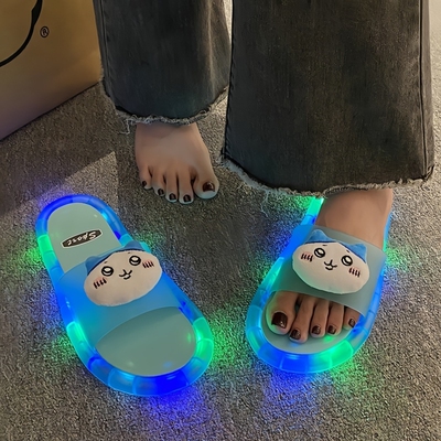2025款高颜值创意发光拖鞋可爱卡通少女心夜间爆闪亲子闺蜜凉鞋