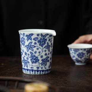 青花秋葵无念茶海陶瓷分茶器单个功夫茶具高端家用倒茶陶瓷公杯