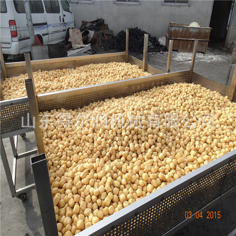 电加热豆泡油炸机 自动搅拌油豆腐油炸锅 豆制品油炸生产线设备