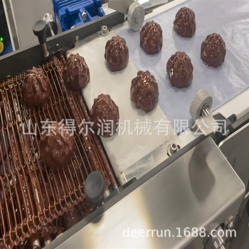 泡芙麻薯巧克力涂层机 快速低温冷却线 抽拉式料斗 清洗方便 保温