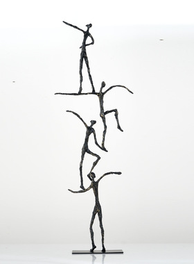 极速简约现代金属k抽象人物雕塑摆件样板房间软装饰品客厅玄关书