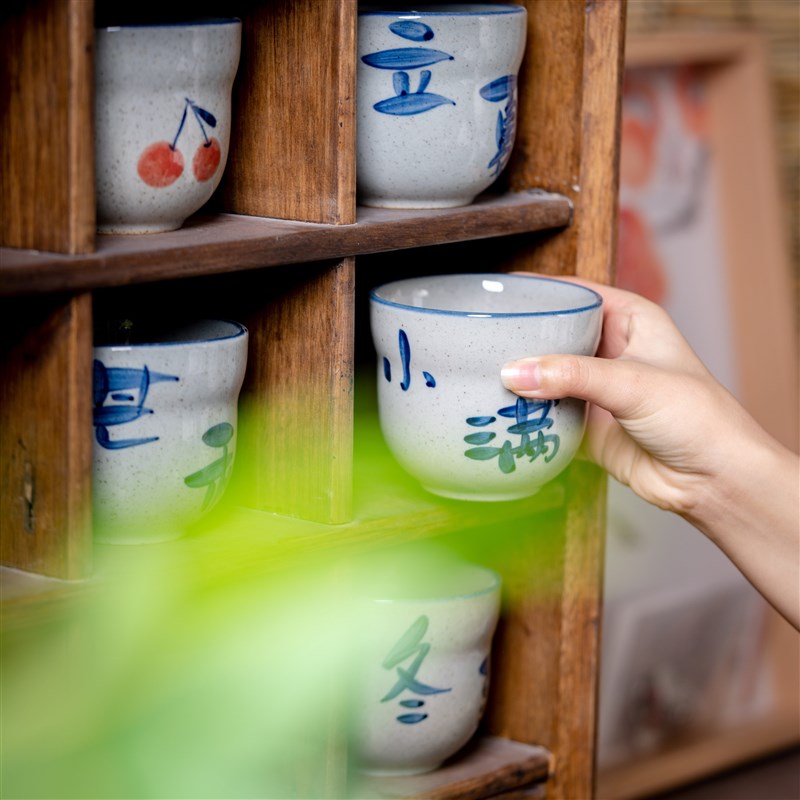 极速景德镇高温釉下彩中式复古陶瓷手工陶艺手绘葫芦杯.水杯茶杯