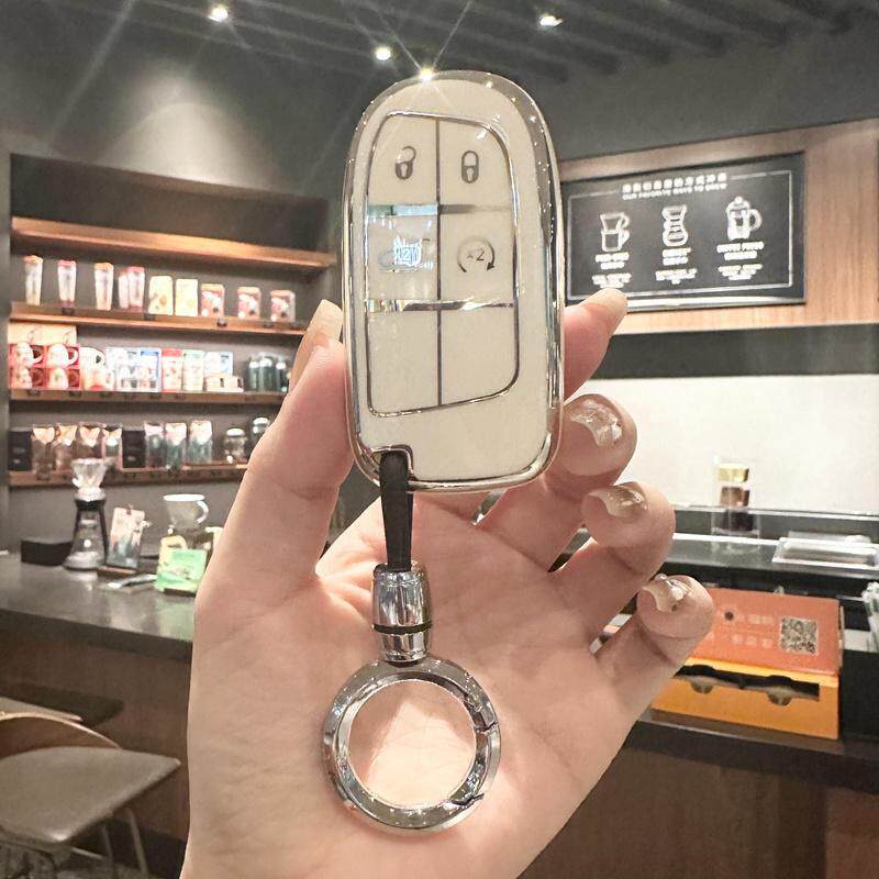 适用吉普汽车指南者大指挥官自由光17/19/20款高配钥匙包外套扣壳