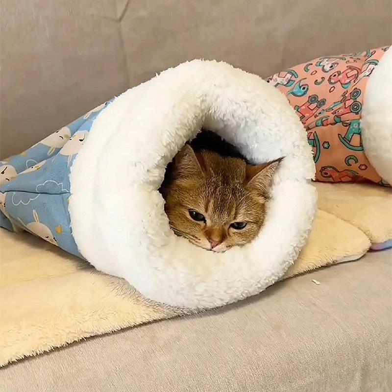 睡袋猫窝冬天保暖半封闭式安全感隧道狗窝垫子可拆洗冬季宠物用品