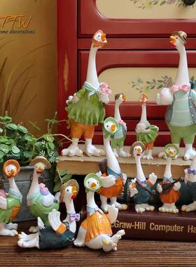 可爱的乡村田园一家四口鸡鸭鹅情侣动物摆件书房儿童房家居装饰