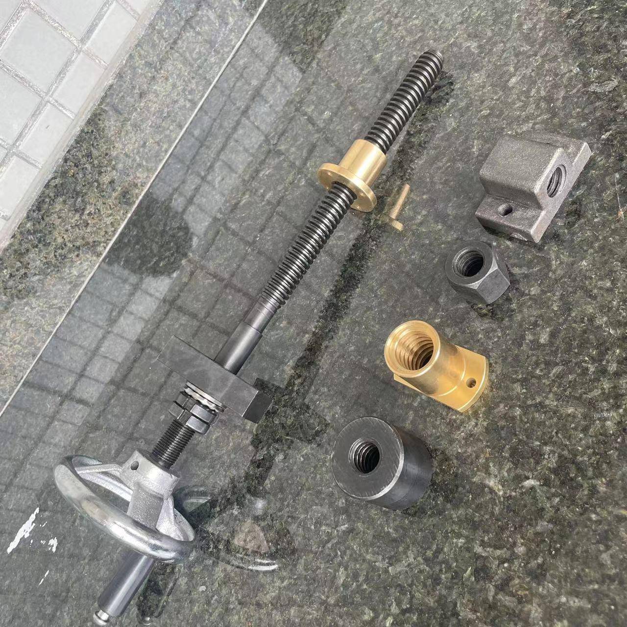 T型丝杆套装带手轮螺母梯形螺杆手摇升降丝杠传动夹具螺杆T18/T25