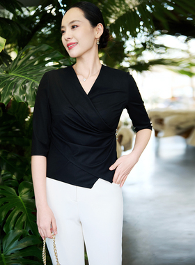 商场同款皮尔卡丹女装春季新款黑色醋酸V领捏摺衬衫P51111B5021B0