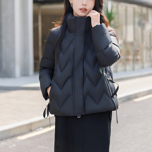V字绗线显瘦防风拉链暗扣防风保暖双插袋显瘦原创短款羽绒服