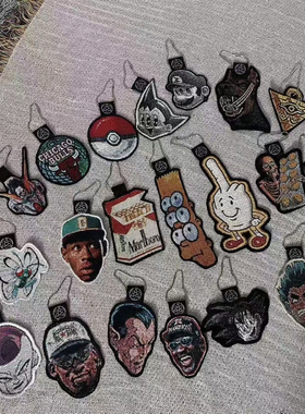 FAX NO.remake 背包  挂件 款式联系客服、否则随机发 不退换