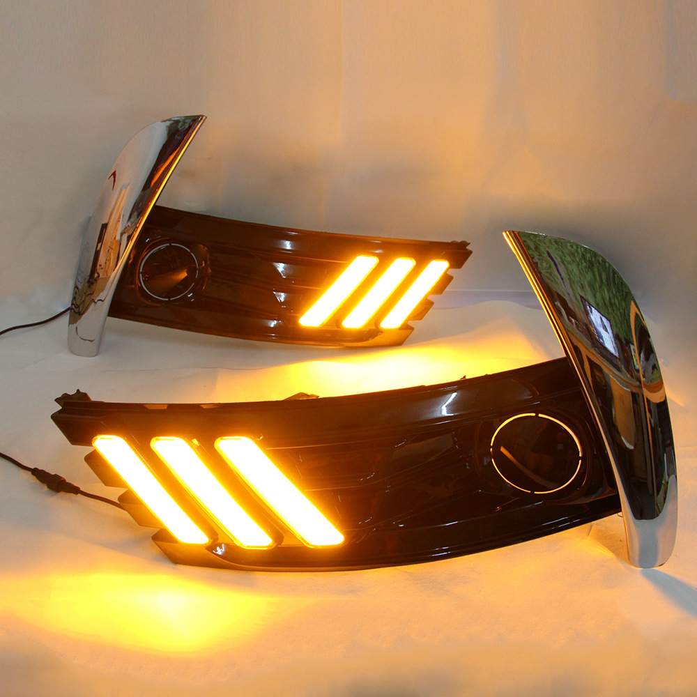 适用于17年丰田 卡罗拉 Altis 带黄蓝 三色 日间行车灯 专车专用