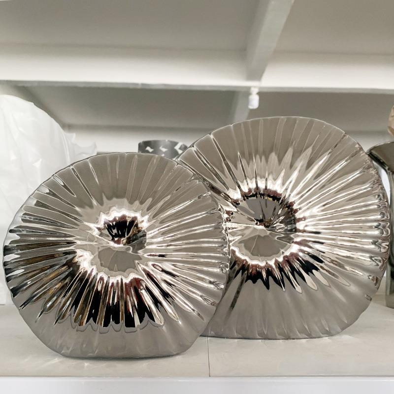 现代简约轻奢电镀银色陶瓷花器客厅桌面茶几样板房软装花瓶艺术品