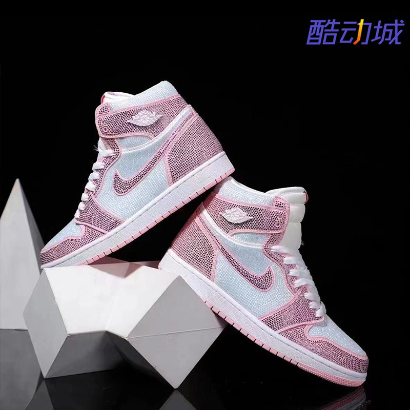 Nike耐克 【定制球鞋】Air Jordan1琳娜贝儿满钻情侣款潮鞋蛇年