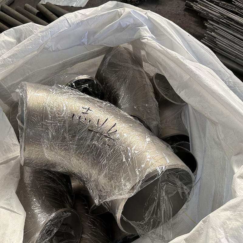 304不锈钢焊接90度弯头 45度无缝高压冲压弯头 DN100