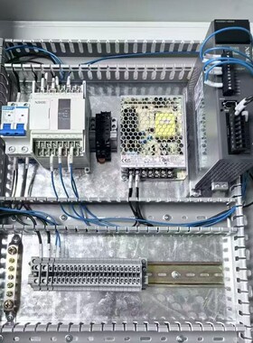 信捷原装正品伺服电机DS5L1-43P0-PTA三相380V脉冲型3KW驱动器供