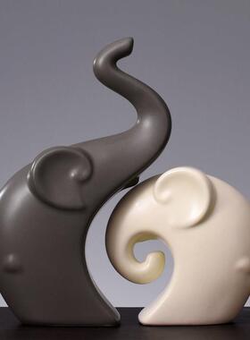 北欧陶瓷象摆件家居客厅酒柜电视柜装饰品创意玄关桌面摆设礼物