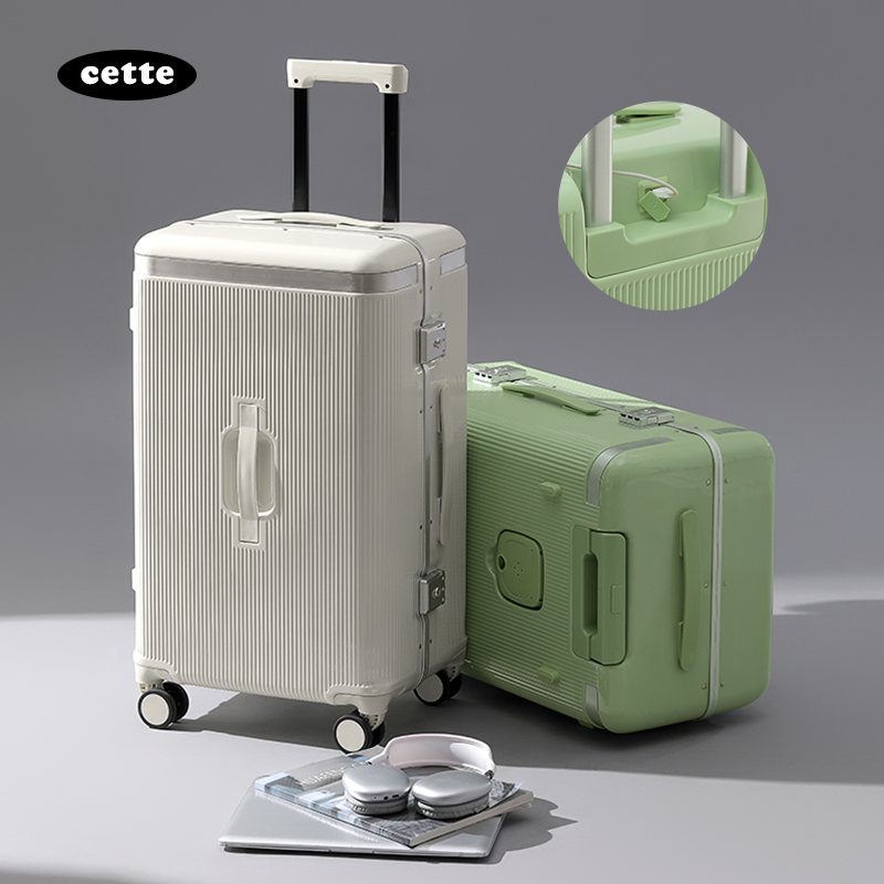 高品质纯PC铝框行李箱