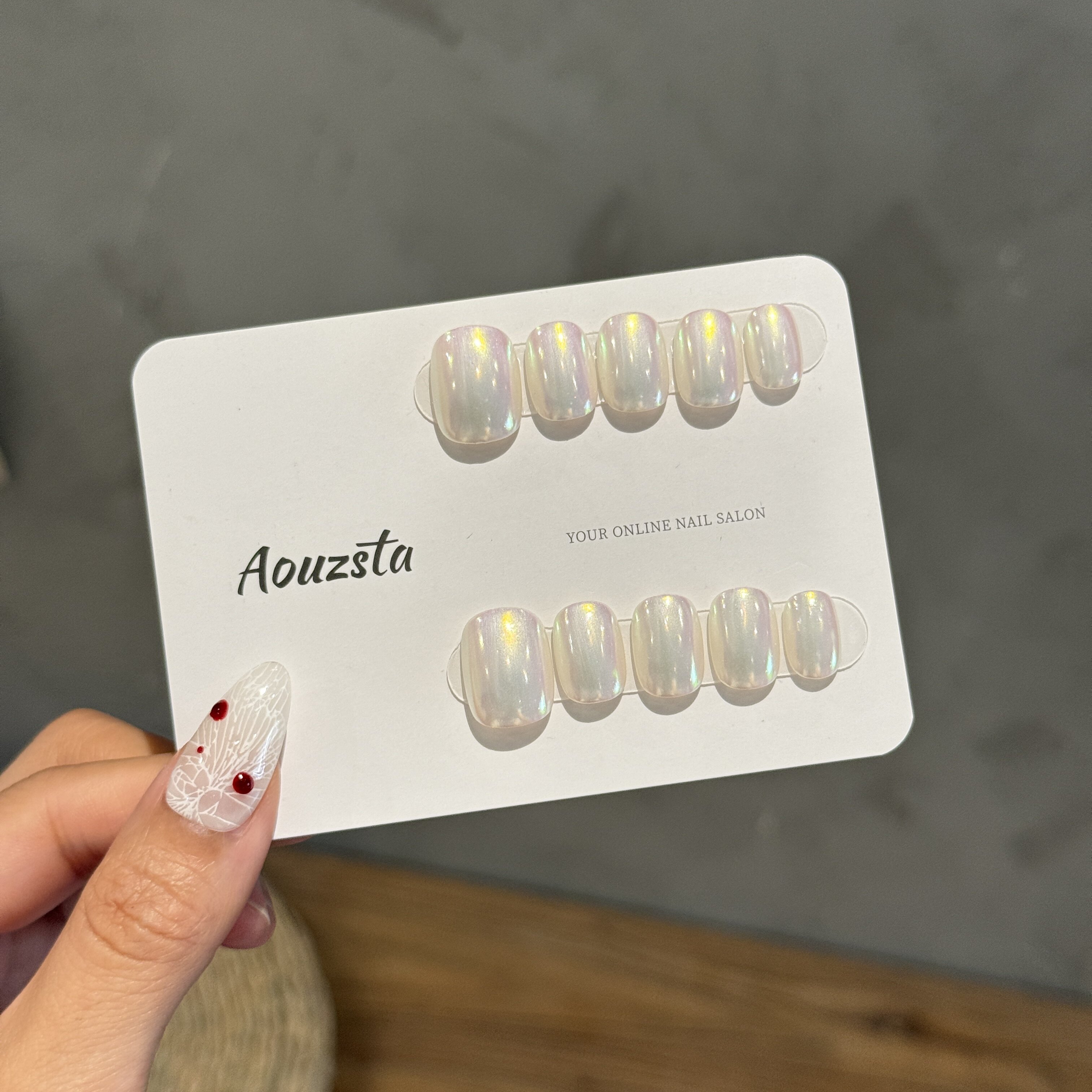Aouzsta极光人鱼ins风白女海莉短款美甲贴片气质显白纯手工穿戴甲