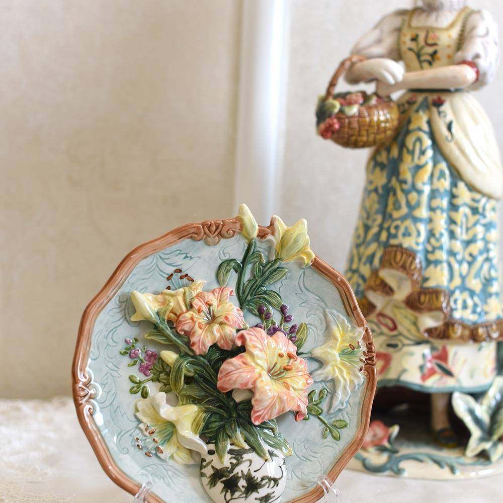 新品方669SHJM7亚百合花陶瓷挂盘装饰盘挂电玄盘关摆饰柜新房装饰,鲜花速递/花卉仿真/绿植园艺,其它园艺用品,淘宝优惠券,粉丝福利购,淘宝优惠卷