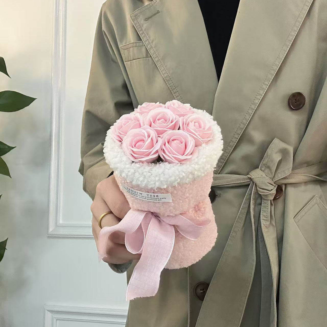 毛绒小香风迷你花束口袋花束