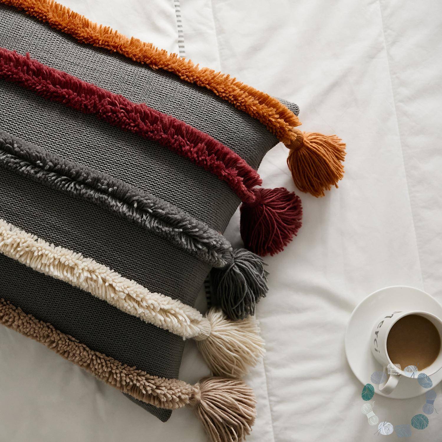 针瑞景纺织厂家织装流苏抱HWU枕靠垫软搭套配家居装饰琉璃