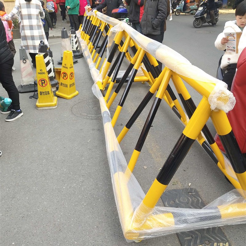 南昌拒马移动防冲撞路障交通幼儿园学校门挡人带轮拒马钢铁隔离栏