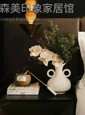 现代简约样板间卧室床头柜花瓶烛台组合装饰品摆件家居软装搭配