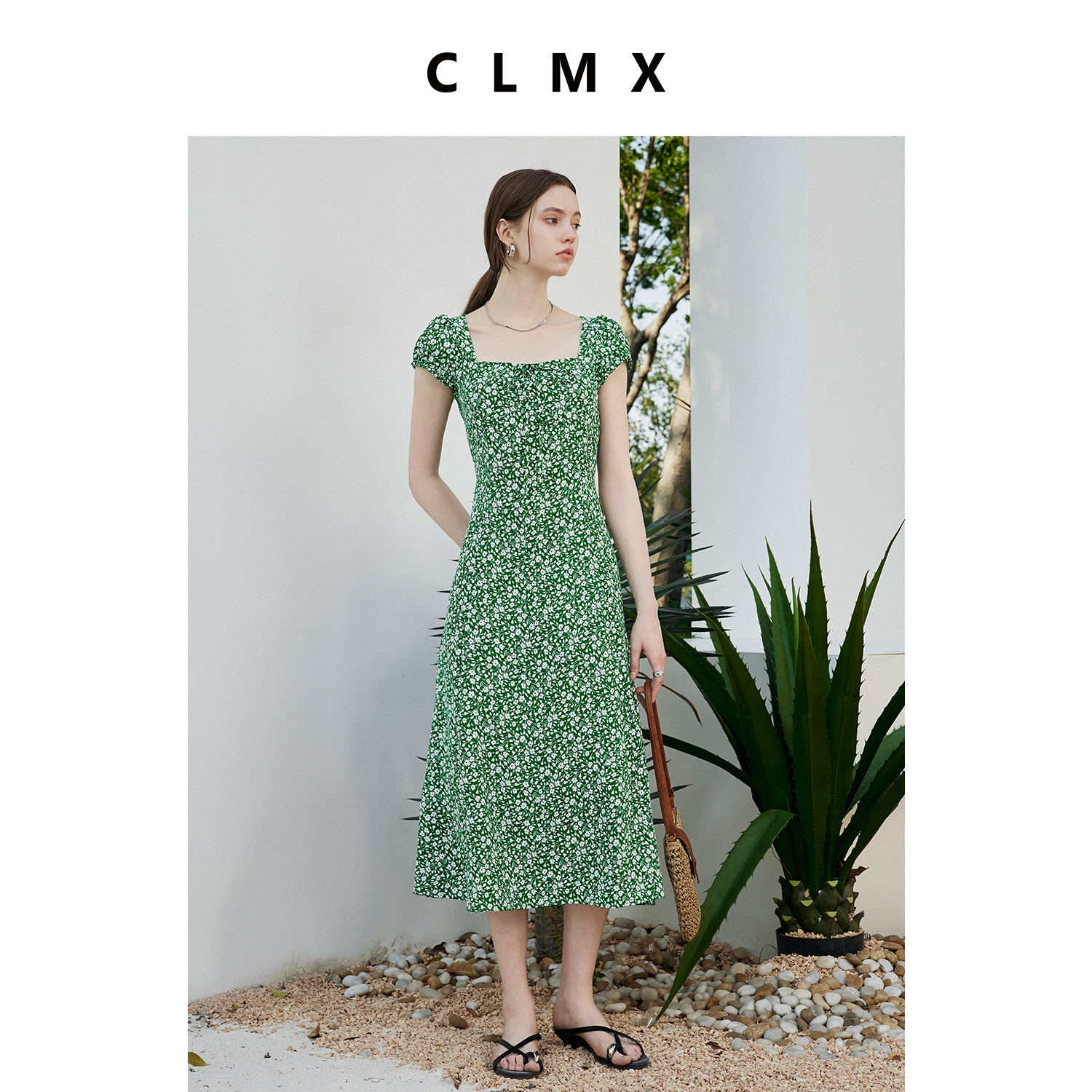 CLMX泡泡袖方领碎花连衣裙女夏季气质中长款收腰显瘦通勤风衣服
