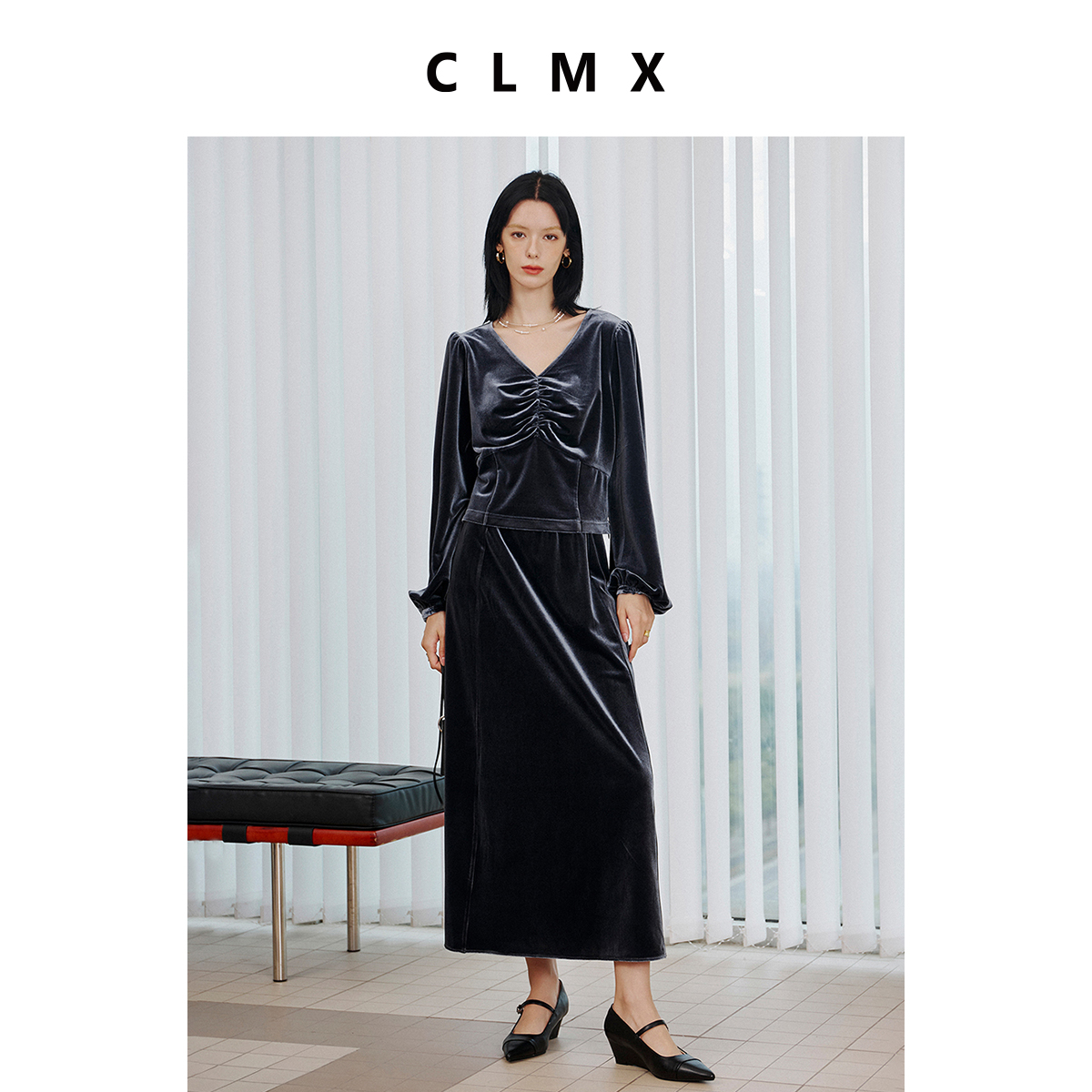 CLMX复古聚酯纤维流光感绒面料 VTG丝绒V领上衣/半裙/神裤套装