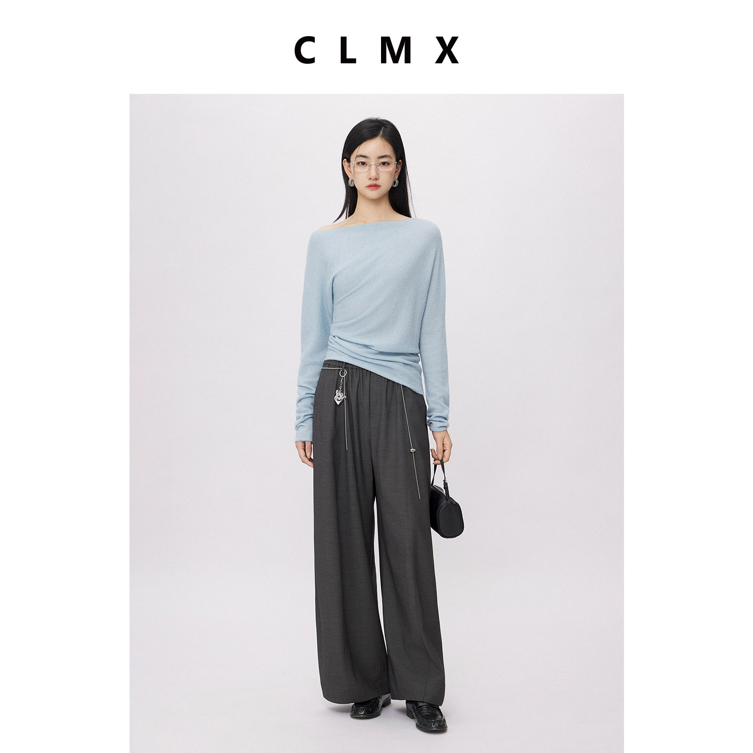 CLMX蓬松绵羊毛莱赛尔混纺圈圈纱不对称设计一字领套头长袖针织衫