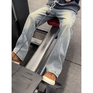 复古蓝斜切微喇牛仔裤男款春季美式高街弯刀裤子显瘦显腿长直筒裤