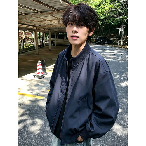 藏青色bomber飞行夹克男生秋季