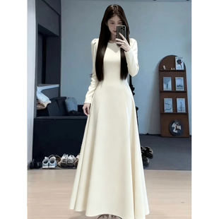 春秋连衣裙女冬季伴娘长袖礼服绝美a字白色长裙子秋冬轻奢高级感
