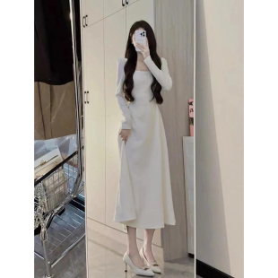 白色长袖 小个子打底方领小白裙生日裙子高级感 连衣裙女收腰秋冬季