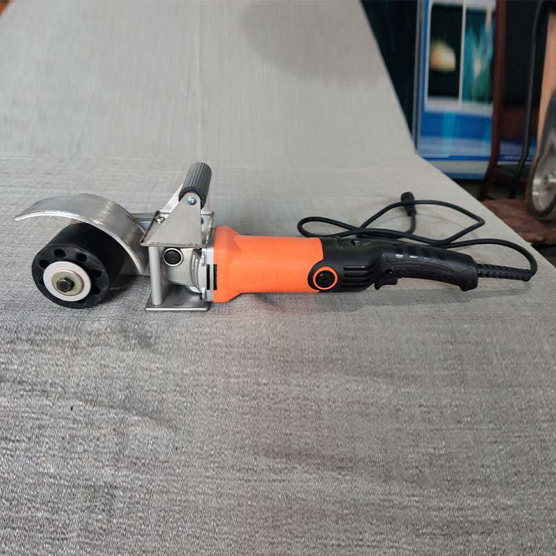 工业移动式除锈机手持小型电动打磨抛光翻新工具钢板除锈打磨机