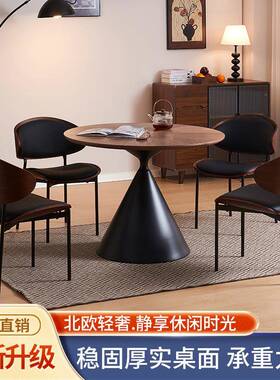 法式中古风实木圆形餐桌家用小户型复古饭桌吃饭设计师款黑色圆桌