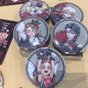 日谷 第五人格守夜人骑士小女孩啦啦队员哥特花园吧唧一对 赠原袋