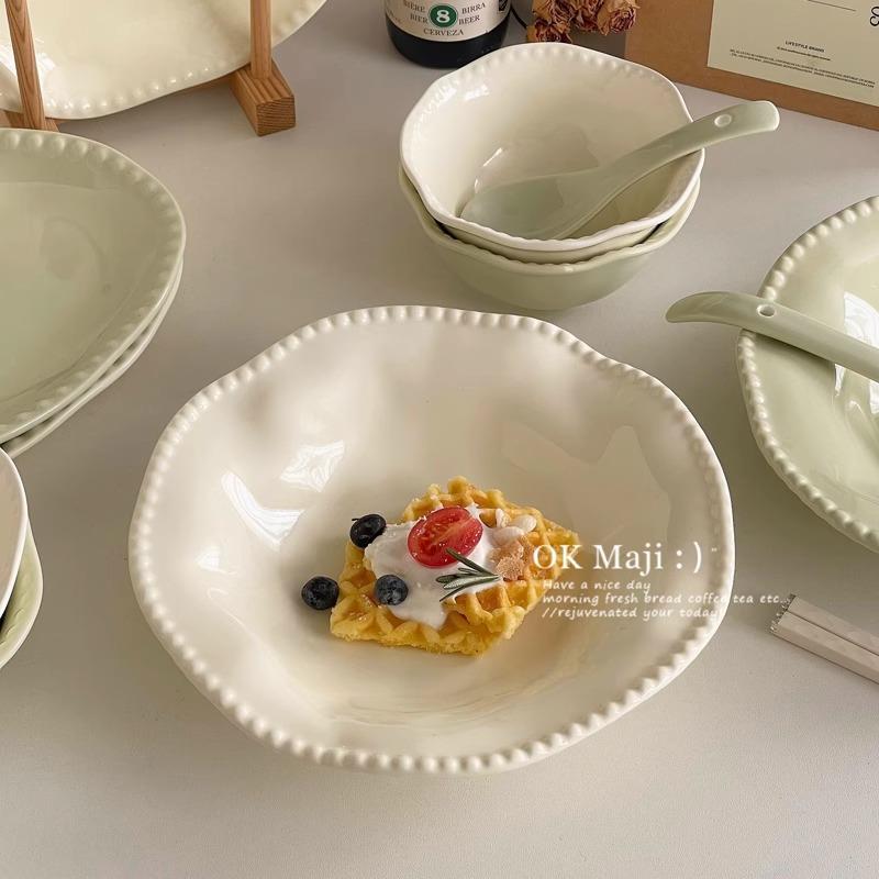 高级感套装9寸陶瓷餐盘家用意面盘菜盘深盘汤盘平盘网红小吃盘子