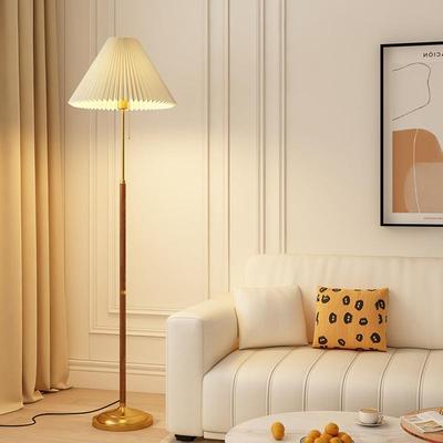 中古实木客厅落地灯侘寂风复古沙发旁边高级感美式装饰氛围灯台灯