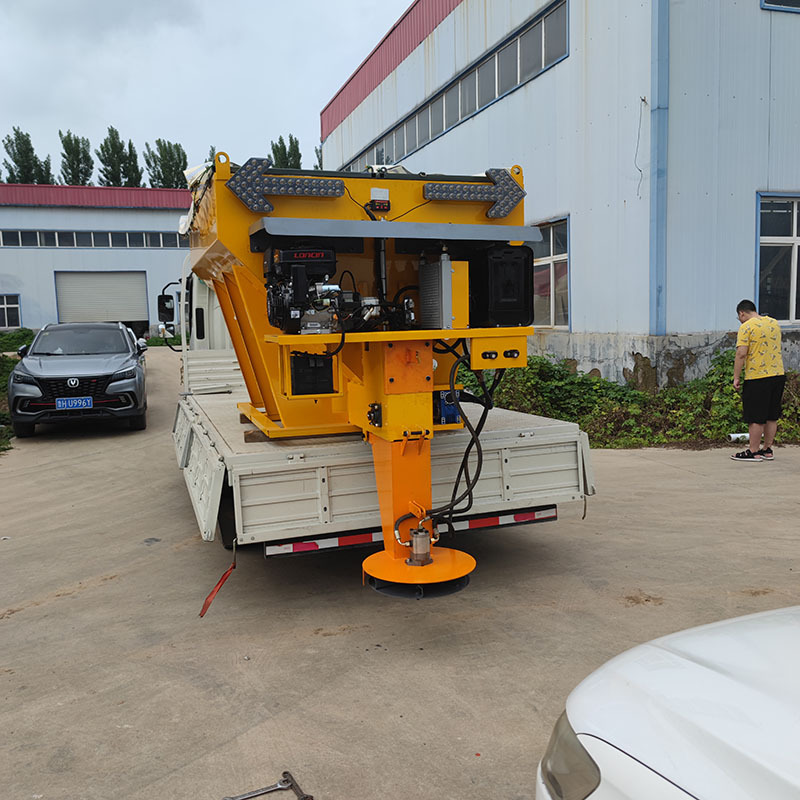 融雪剂撒布机车载式道路撒盐洒布机小型多功能车挂汽油融雪撒布机