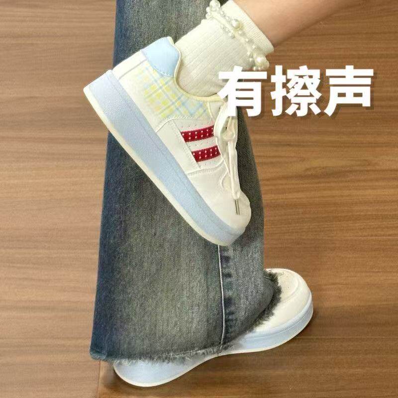新款厚底面包鞋女百搭小白鞋休闲板鞋学生小白板鞋女鞋