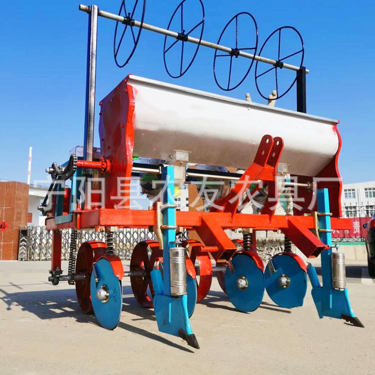 大豆花生播种机玉米精播机播种施肥一体机可定制花生定做机