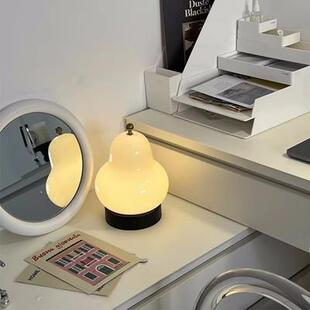 梨子台灯客厅卧室创意奶油风台灯触摸开关氛围少女感装饰小夜灯