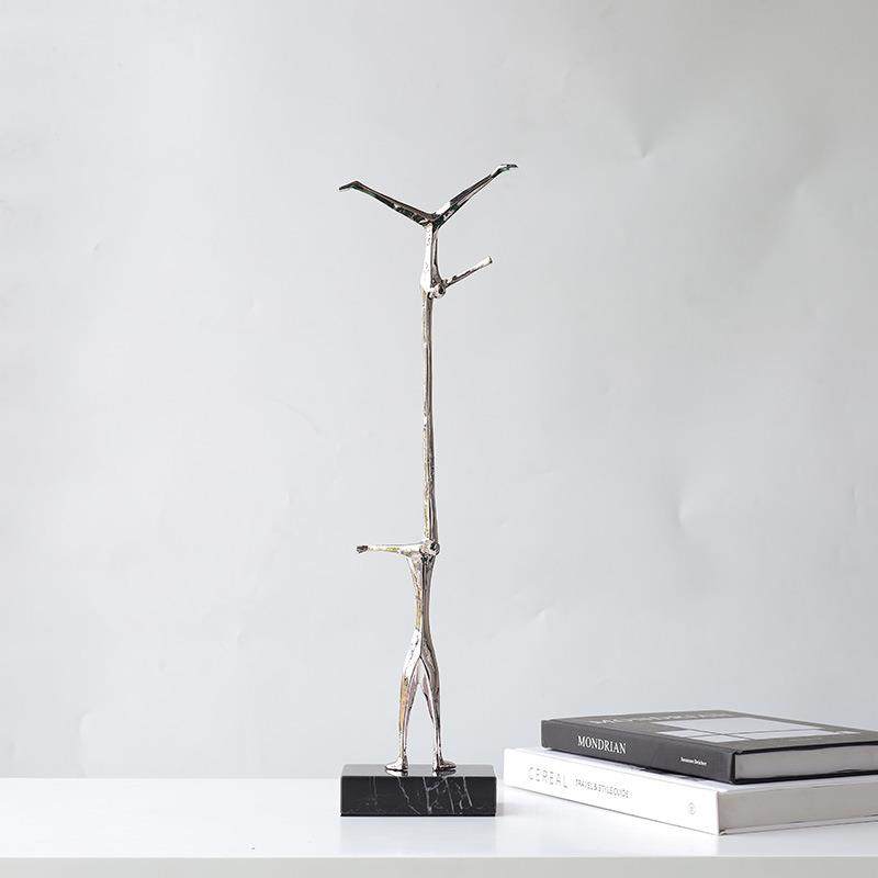 现代极简铸铁抽象人物雕像样板房办公室商业展厅开放柜装饰摆件,鲜花速递/花卉仿真/绿植园艺,割草机/草坪机,淘宝优惠券,粉丝福利购,淘宝优惠卷