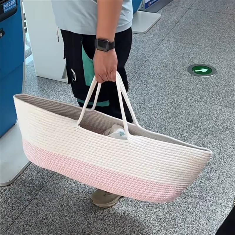 婴儿提篮外出便携式宝宝安全睡篮车载手提篮子新生儿出院移动睡床