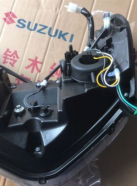 适用轻骑铃木UY125T踏板摩托车前大灯总成照灯头行车灯大灯玻璃罩