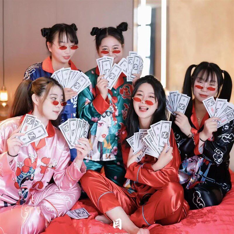 晨袍女新娘伴娘团国潮睡衣长袖冰丝套装结婚闺蜜聚会可外穿家居服