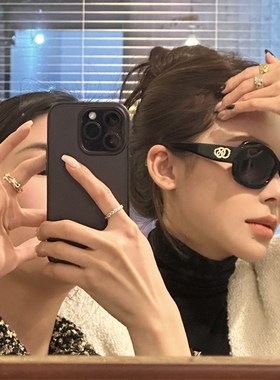 墙烈推荐!不挑脸型 氛围感深色方框墨镜 水钻大框蝶形太阳眼镜